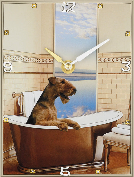 Airedale, Collage Clock